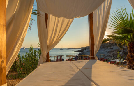 domotel-kea-beach-bar-1