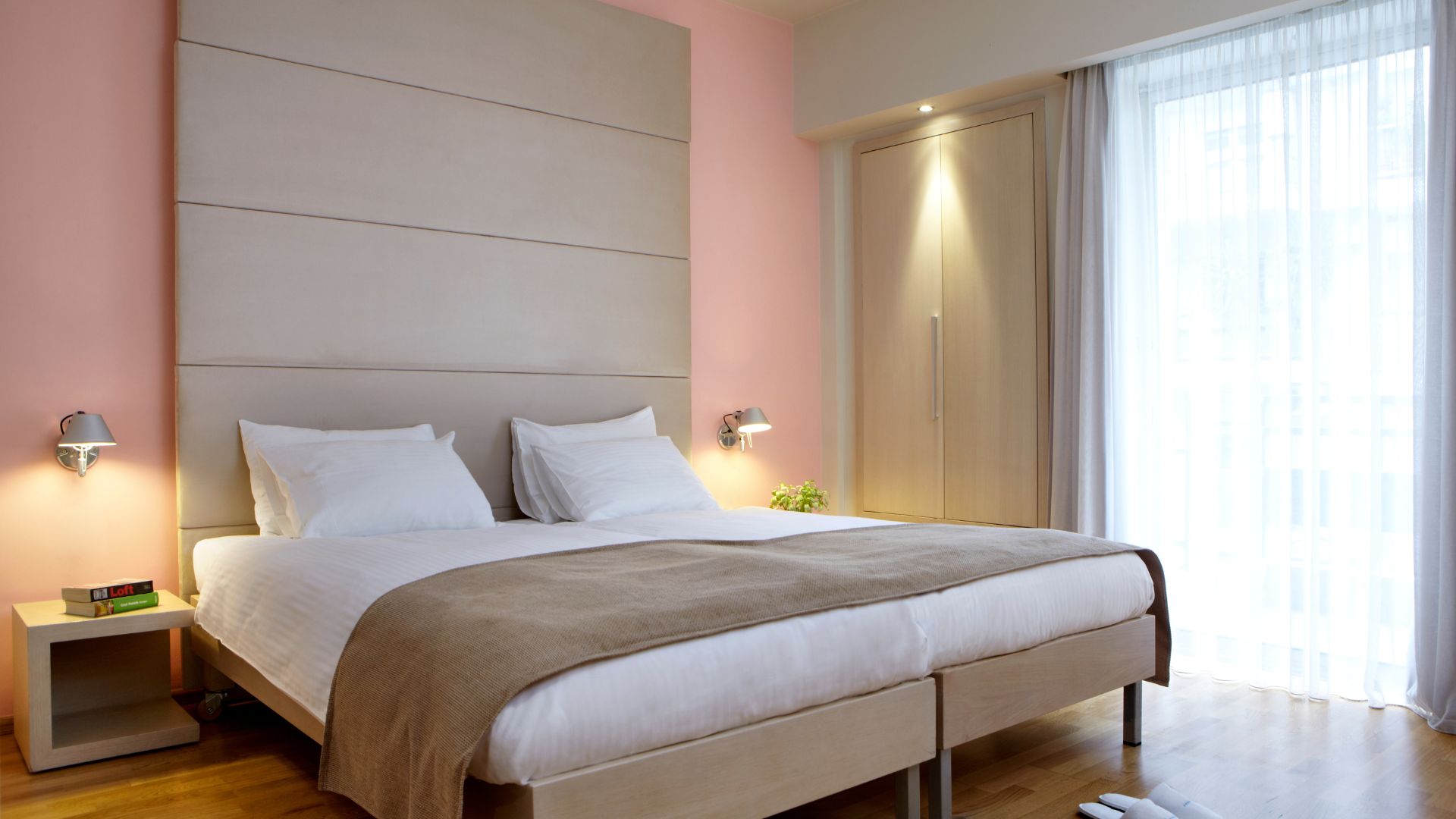 Standard Room1