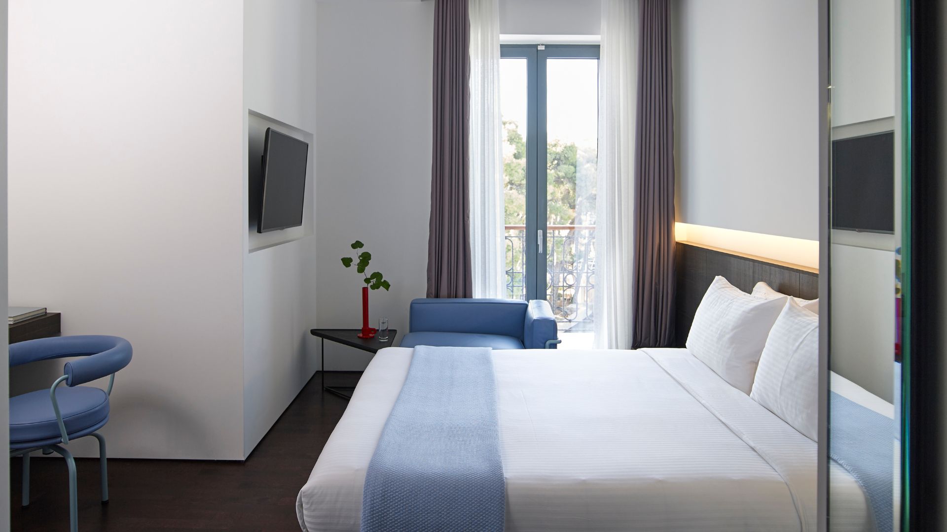 Executive Suite1