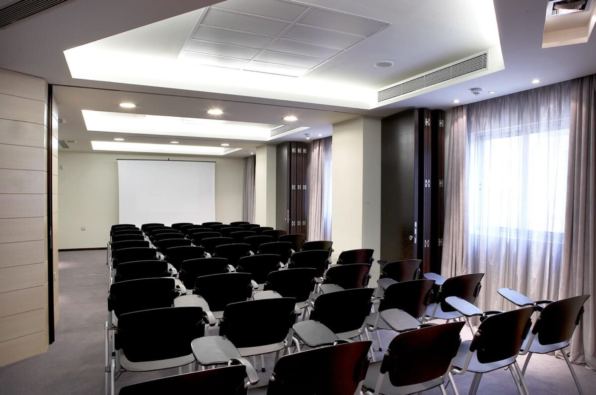 hotel_olympia_confererence_hall_seminars_expositions_social_events_J6J1157-1-e1728917340846